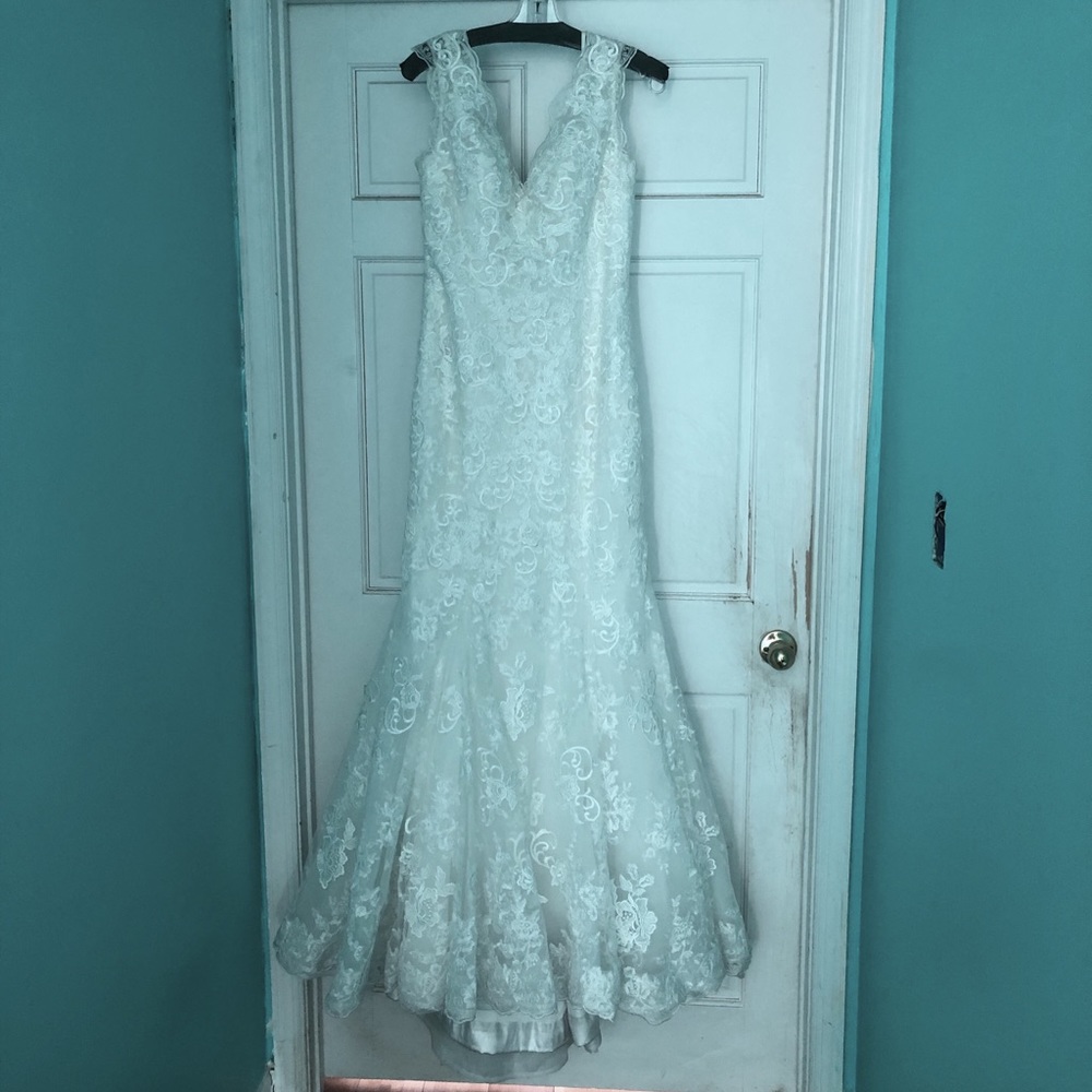 Maggie Sottero Wedding Dress